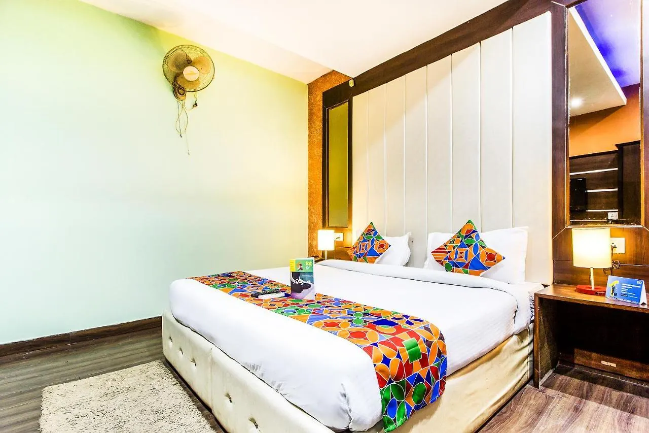 *** Hotel Fabhotel Mittaso Zirakpur India
